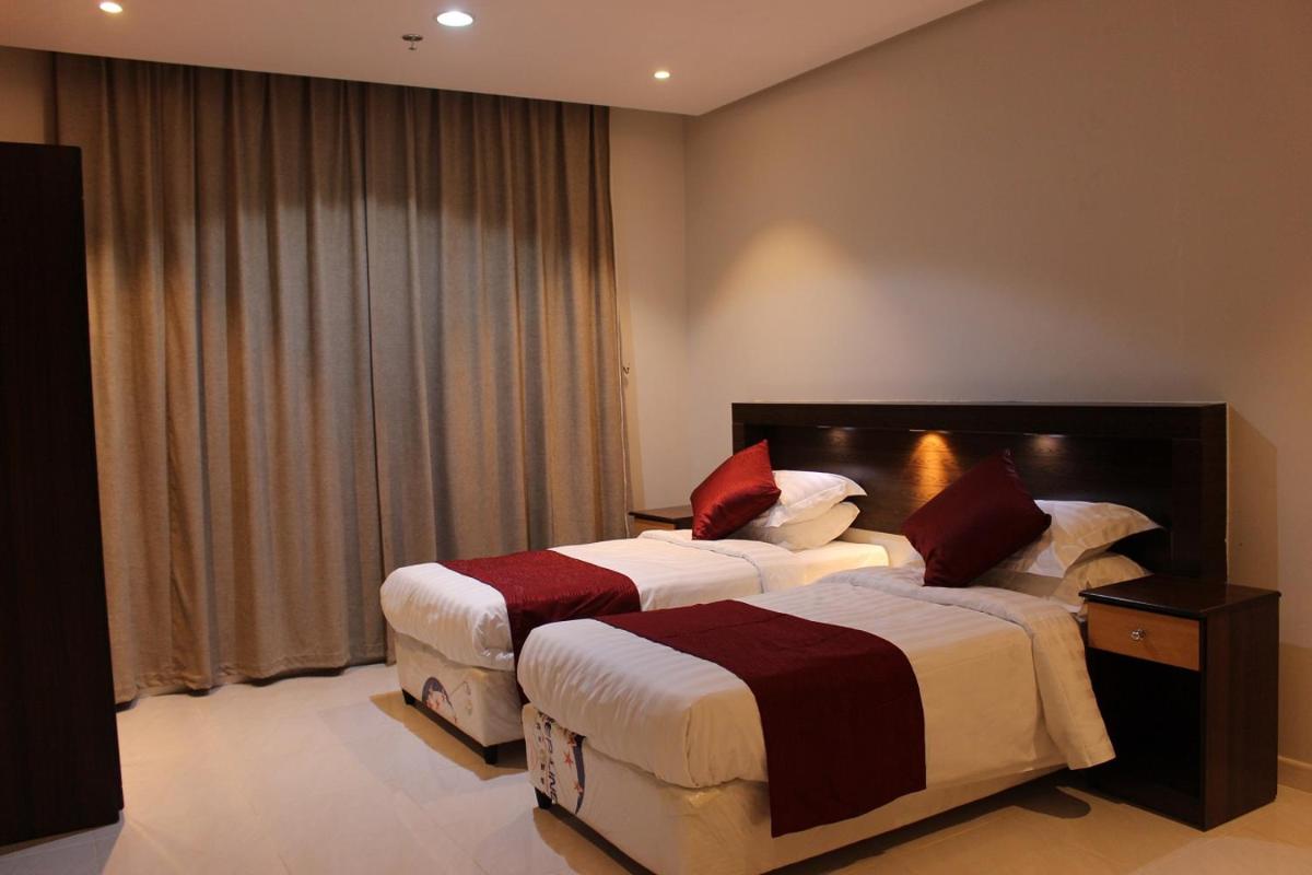 Popular attractions Area Nearby Property